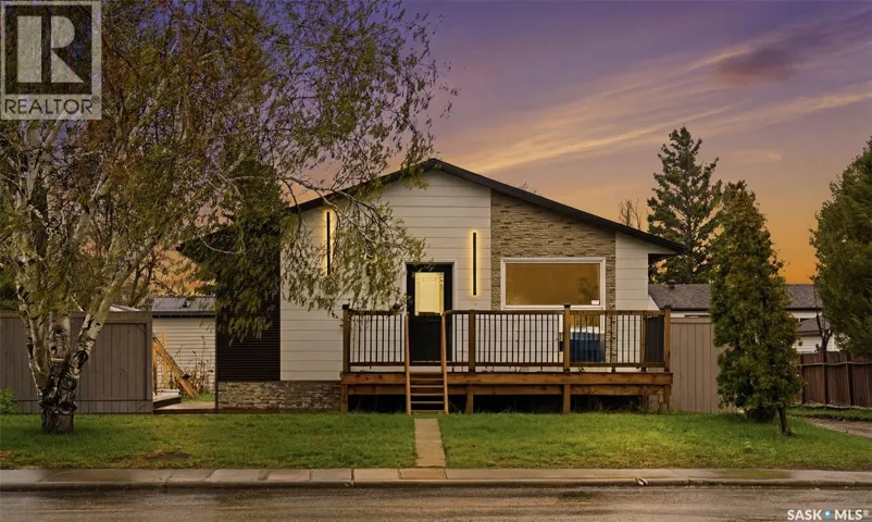 3581 33rd STREET W, Saskatoon, Saskatchewan S7L4P6