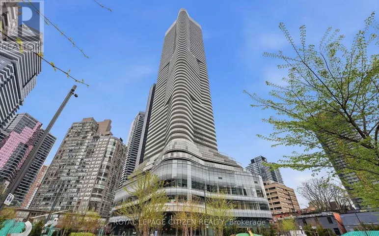 5703 - 11 WELLESLEY STREET, Toronto (Bay Street Corridor), Ontario M4Y0G4