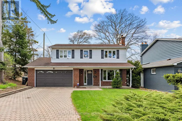 80 BEN MACHREE DRIVE, Mississauga (Port Credit), Ontario L5H2S3