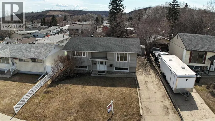 11 Fitzgerald Avenue, Fort McMurray, Alberta T9H1K1