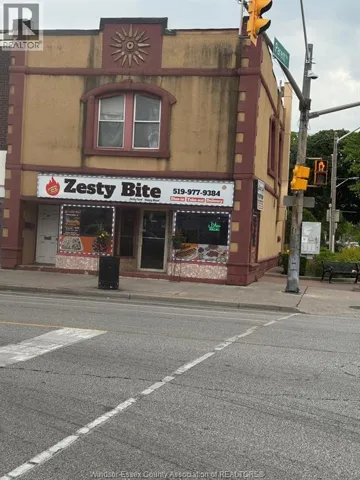 903 WYANDOTTE STREET East, Windsor, Ontario N9A3K1