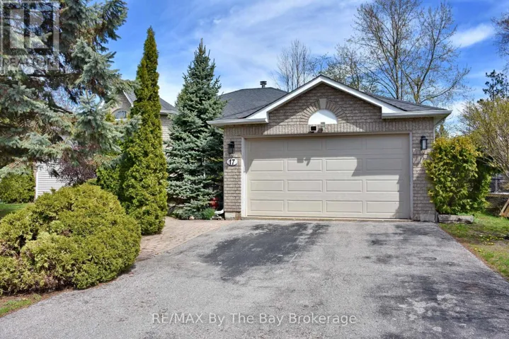 17 ACORN CRESCENT, Wasaga Beach, Ontario L9Z1L6