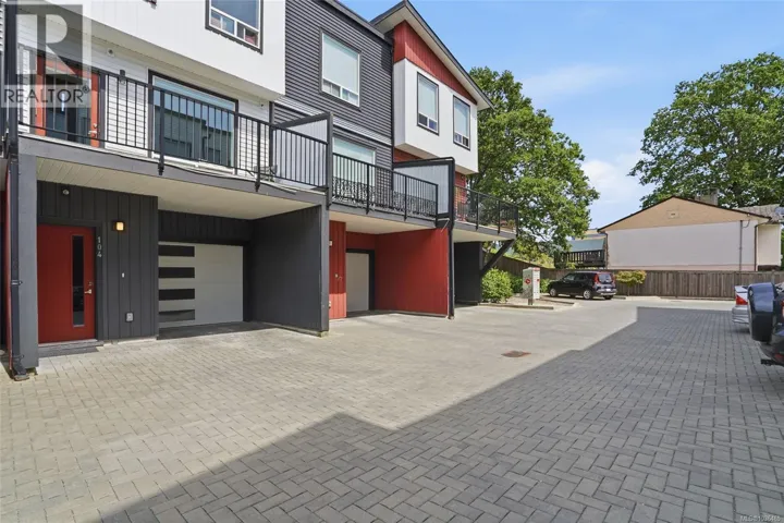 104 1726 Kerrisdale Rd, Nanaimo, British Columbia V9S1N5