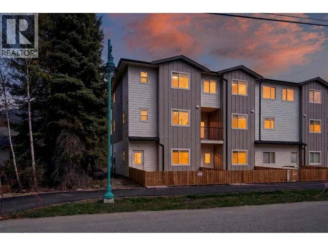 222 Temple Street Unit# 3, Sicamous, British Columbia V0E2V0