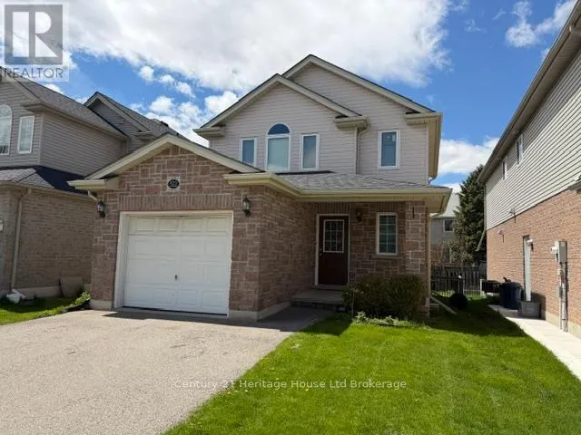 522 ALBERTA AVENUE, Woodstock (Woodstock - South), Ontario N4V1H3