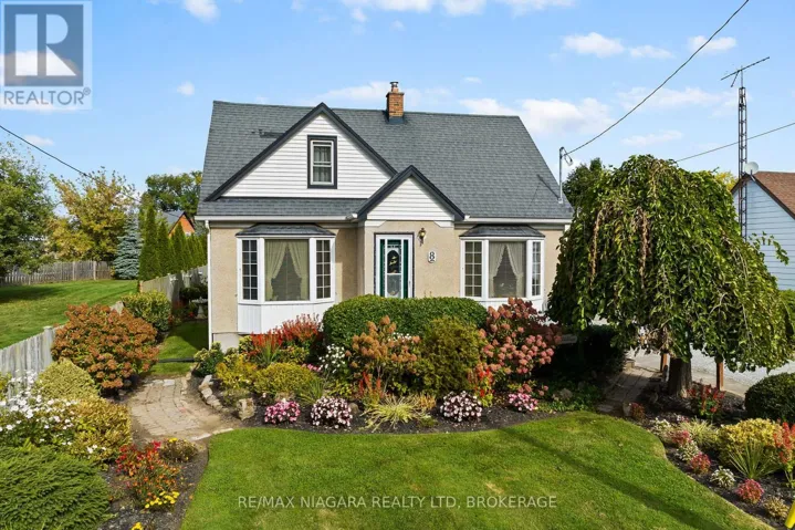 8 LORRAINE STREET, Niagara-on-the-Lake (Virgil), Ontario L0S1J0