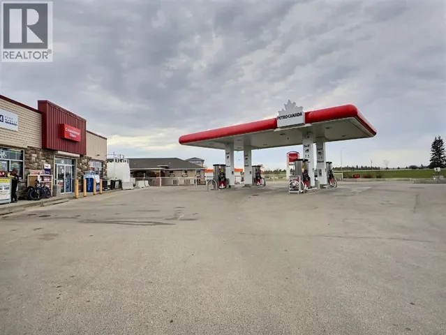 100, 6701 53 Highway, Ponoka, Alberta T4J1K3
