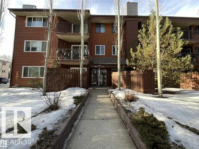 #203 10826 113 ST NW, Edmonton, Alberta T5H3J2