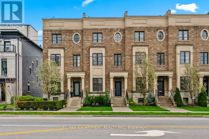 216 REBECCA STREET, Oakville (CO Central), Ontario L6K1J9