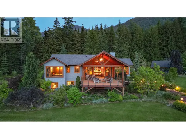 6890 HARROP-PROCTER Road, Harrop, British Columbia V1L6R2