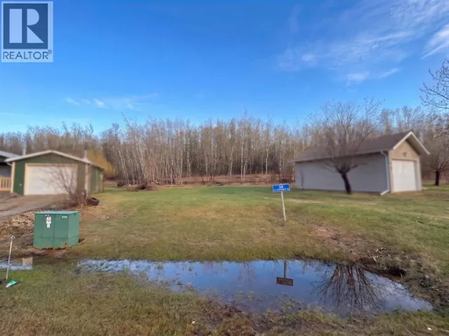 #34 160 Peace River Avenue, Joussard, Alberta T0G1J0