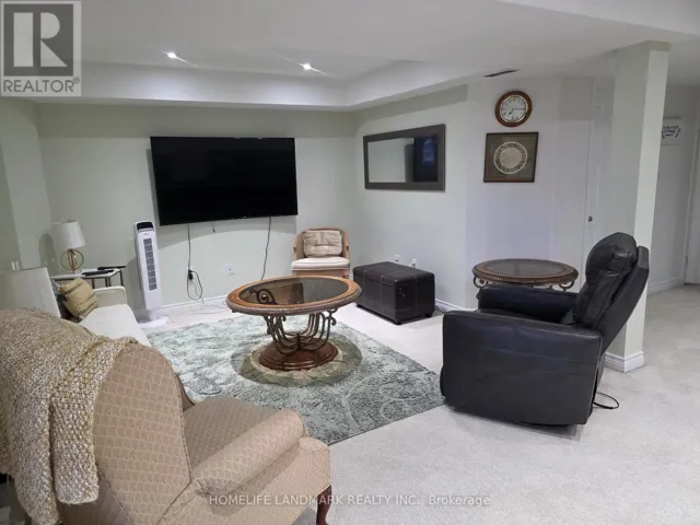 1160 WINDGROVE SQUARE, Pickering (Liverpool), Ontario L1X2S6