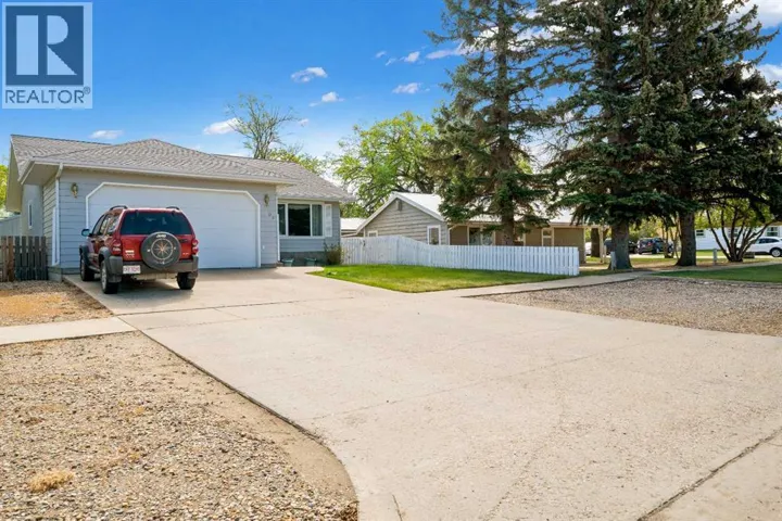 5205 55 Street, Taber, Alberta T1G1M6