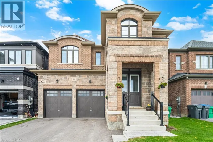 18 TWEEDHILL Avenue, Peel, Ontario L7C4K5