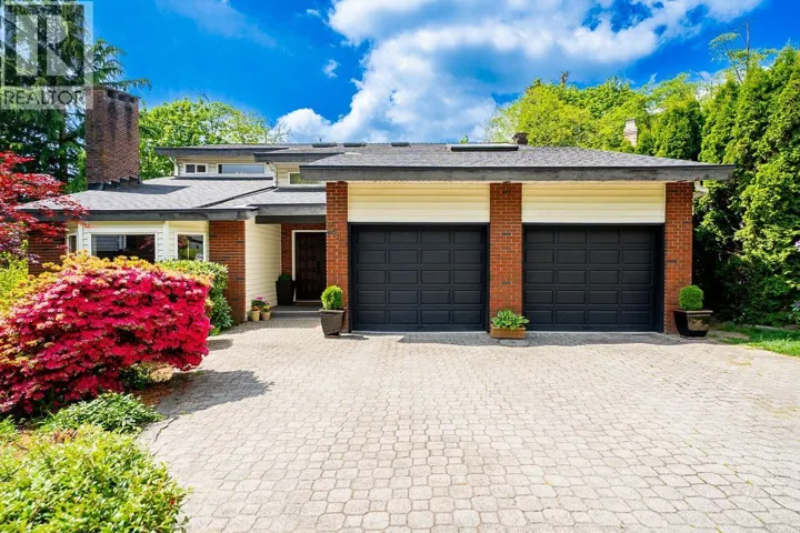 7460 BURNHAM COURT, Burnaby, British Columbia V5A4M7