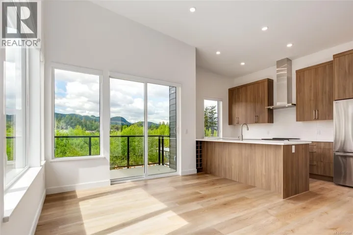 305 7181 Lantzville Rd, Lantzville, British Columbia V0R2H0