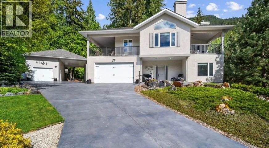 427 Bayles Road, Nakusp, British Columbia V0G1R1