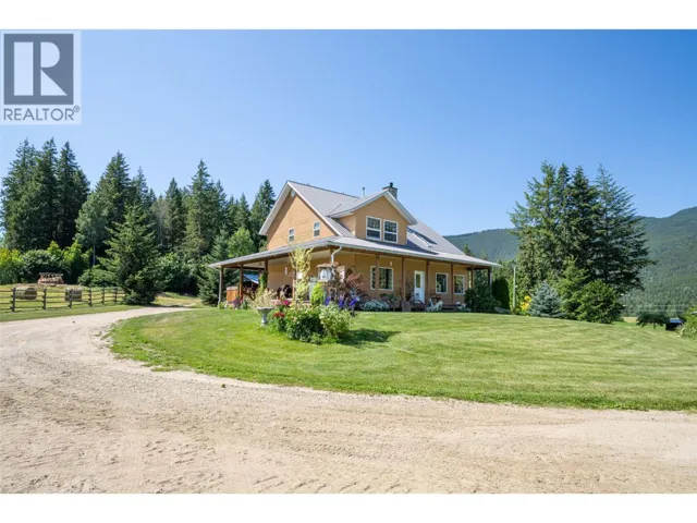 2990 50 Street NW, Salmon Arm, British Columbia V1E4M2