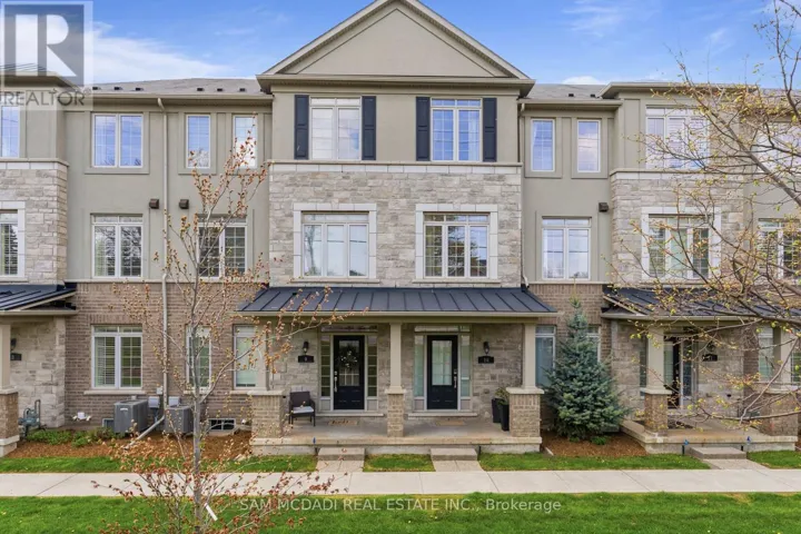 9 - 215 DUNDAS STREET E, Hamilton (Waterdown), Ontario L8B0X2