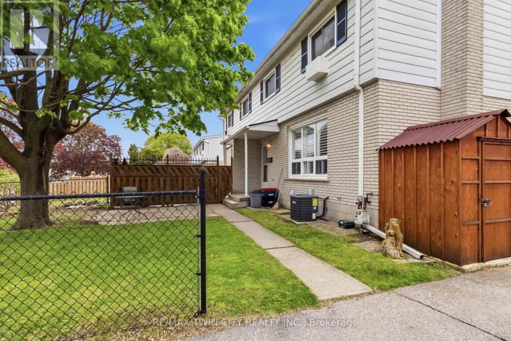 C - 51 METCALFE CRESCENT, Brantford, Ontario N3R2L7
