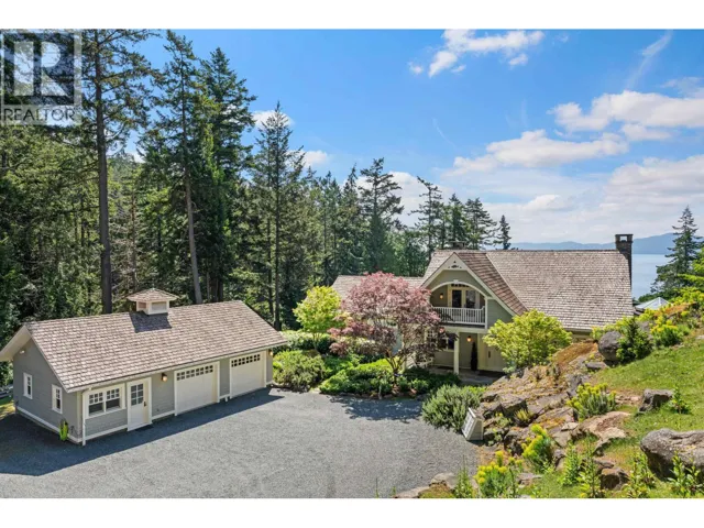 814 BEECHWOOD DRIVE, Mayne Island, British Columbia V0N2J2
