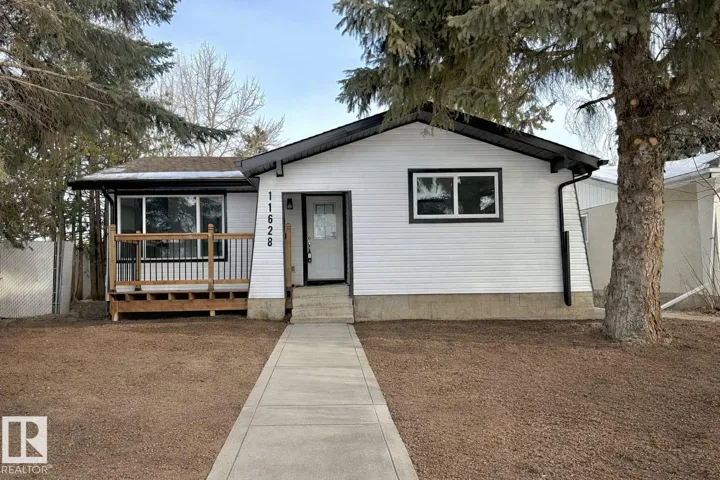 11628 151 AV NW, Edmonton, Alberta T5X1C6