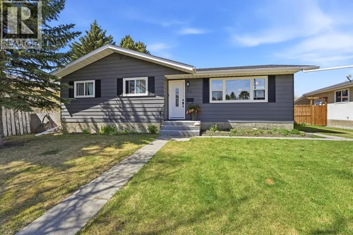 26 Odstone Green, Red Deer, Alberta T4N5H9