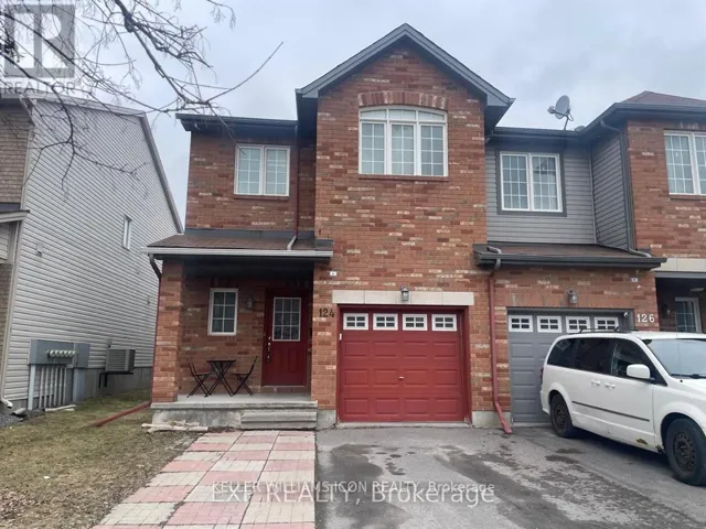 124 LOKOYA STREET, Ottawa, Ontario K2S0J4