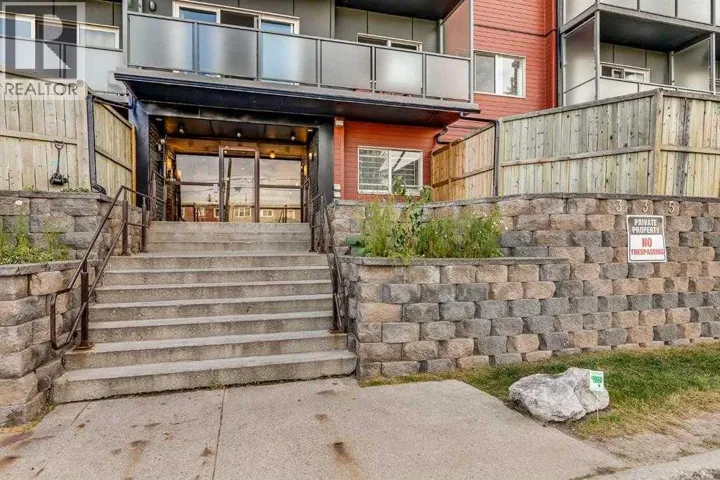 104, 335 Garry Crescent NE, Calgary, Alberta T2K5X1