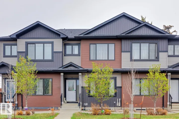 6717 127 AV NW, Edmonton, Alberta T5C0G9