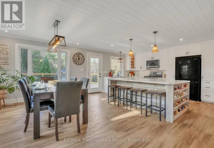 79 MAINHOOD ROAD, Huntsville (Stephenson), Ontario P0B1M0