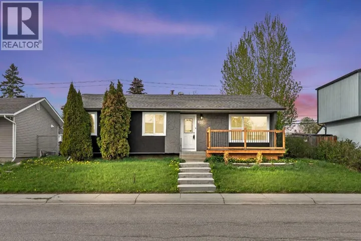 924 Pensdale Crescent SE, Calgary, Alberta T2A2G1