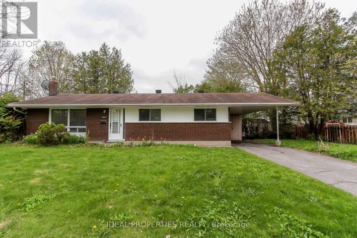 2699 STONE CRESCENT, Ottawa, Ontario K2H6Y9