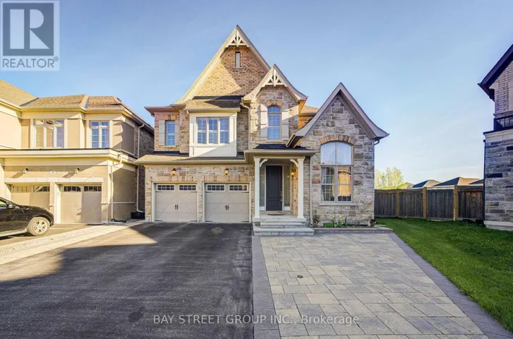 28 BOLAND COURT, Aurora, Ontario L4G0W6