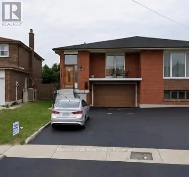 7463 SIGSBEE DRIVE, Mississauga (Malton), Ontario L4T3S5