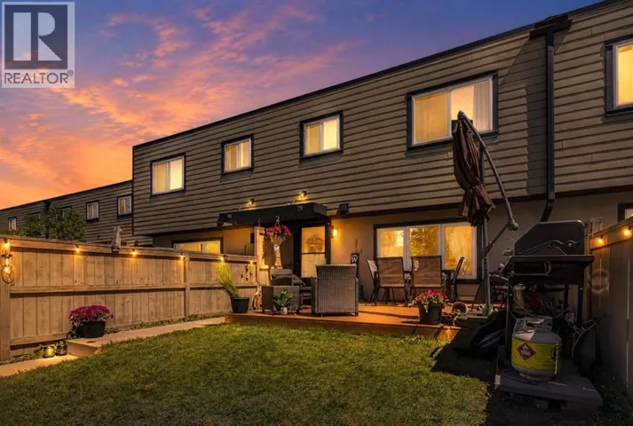 79, 3809 45 Street SW, Calgary, Alberta T3E3H4