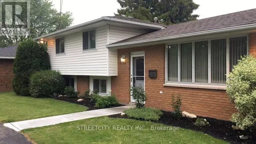 6860 MALDEN ROAD, LaSalle, Ontario N9J2T5