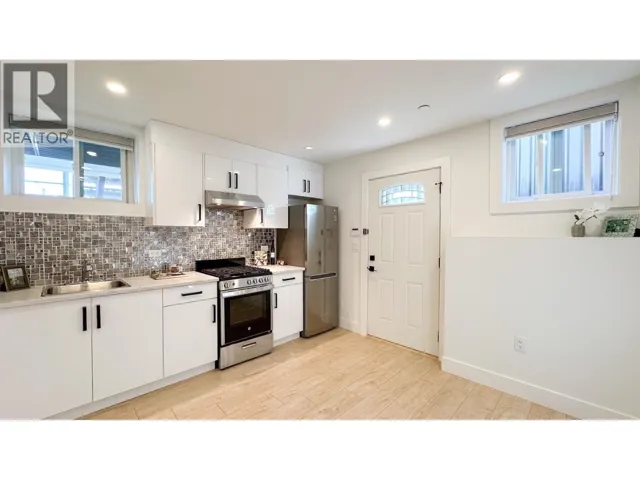 2723 TURNER STREET, Vancouver, British Columbia V5K2G8