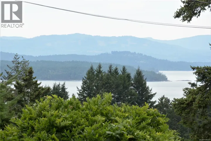 3614 Foc-sle Rd, Pender Island, British Columbia V0N2M0