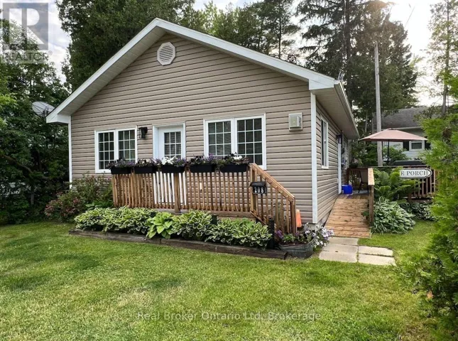 208 SECOND AVENUE S, South Bruce Peninsula, Ontario N0H2G0
