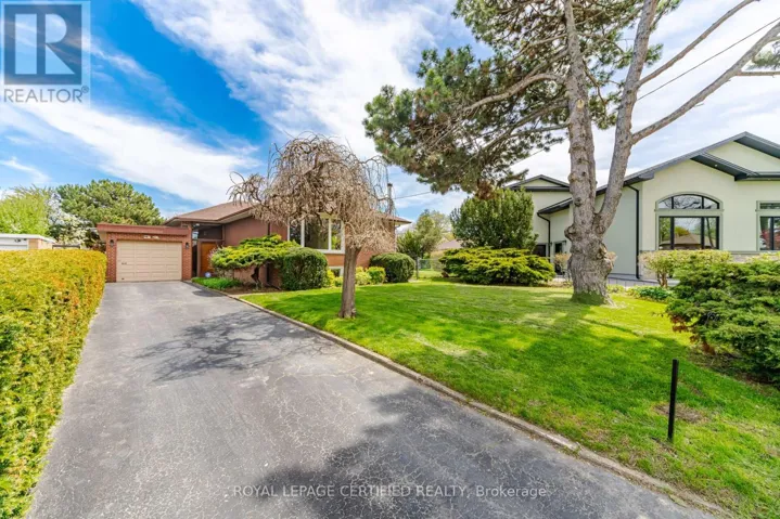 34 WARBECK PLACE, Toronto (Kingsview Village-The Westway), Ontario M9R3C3