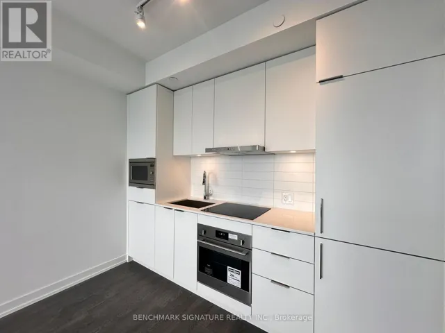 1708 - 8 OLYMPIC GARDEN DRIVE, Toronto (Newtonbrook East), Ontario M2M0B9