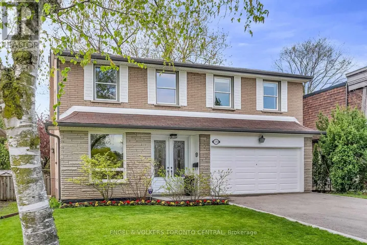 170 FENN AVENUE, Toronto (St. Andrew-Windfields), Ontario M2P1X9