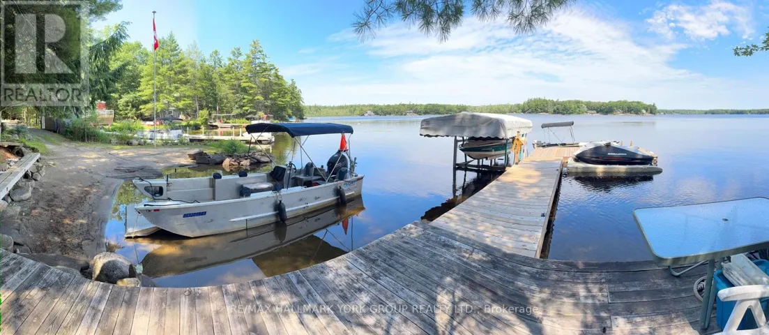45 ISLAND 2ML ISLAND, Gravenhurst (Wood (Gravenhurst)), Ontario P0E1G0