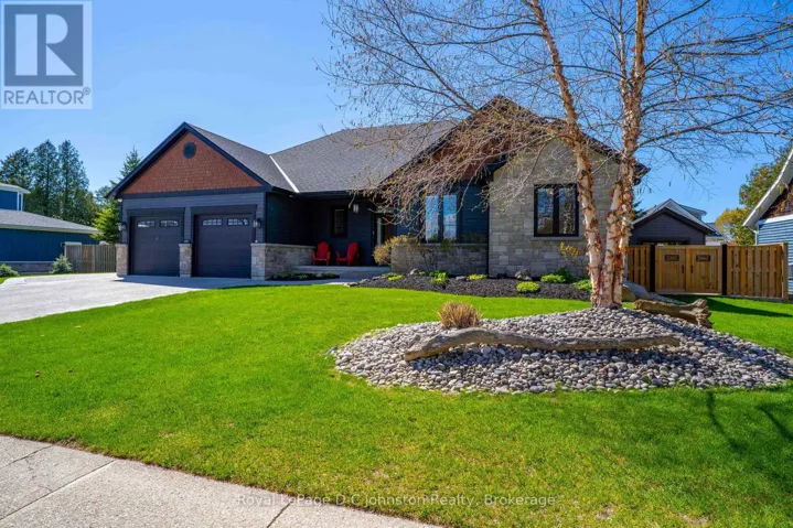 171 HURON STREET S, Saugeen Shores, Ontario N0H2L0