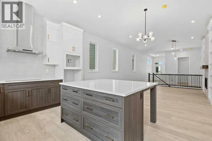 101 Creekstone Hill SW, Calgary, Alberta T3P2V3