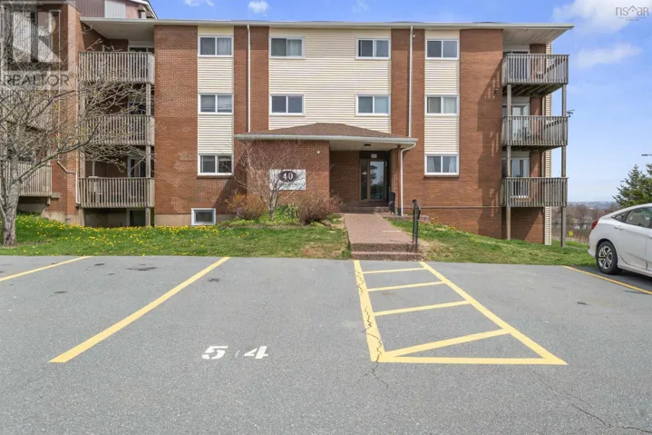 202 40 Veronica Drive, Halifax, Nova Scotia B3N3A3