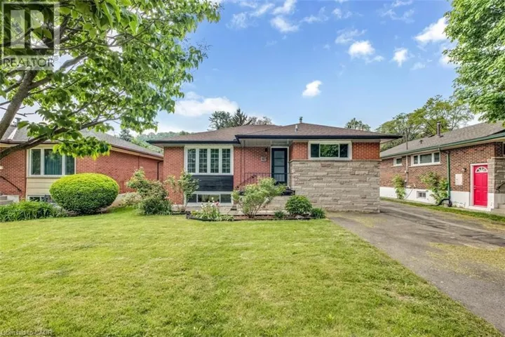 47 PURVIS Drive Unit# LOWER 1, Hamilton, Ontario L8S2S3