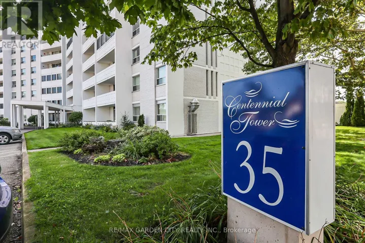 106 - 35 TOWERING HEIGHTS BOULEVARD, St. Catharines (Glendale/Glenridge), Ontario L2T3G8