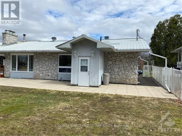 1106 MORIN ROAD, Ottawa, Ontario K4C1A5